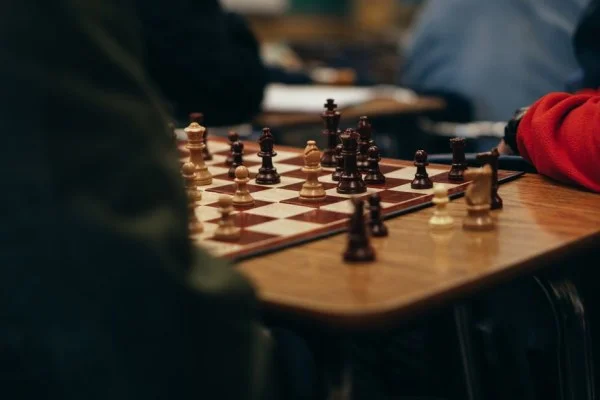 古克什国际象棋世界冠军赛夺冠成为史上最年轻棋王的登顶之路